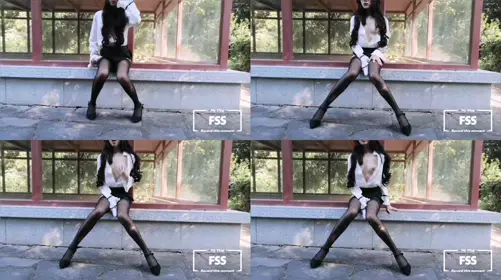 Twitter celebrity FSS Feng Shanshan outdoor exposure welfare 11 OL outfit morning park exposure