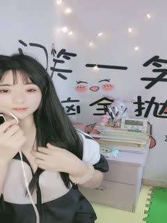 Quiet internet celebrity sister! Rarely masturbates in a paid room! Take off your panties and spread your vagina for a close-up, insert your fingers into her vagina and moan softly, raise your fat ass, and pant extremely temptingly