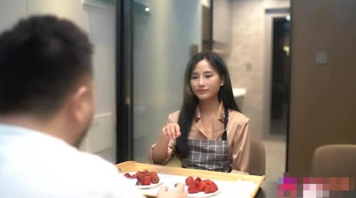 Seduce boyfriend brother to eat his own little strawberry-wrist