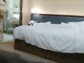 Funny dialogue. A big-breasted female technician working in a massage parlor recorded serving a thirsty man with glasses while working. She grabbed his big breasts and rubbed them hard. She was not satisfied and wanted to have sex.