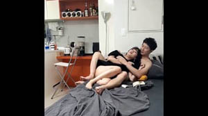 Vietnamese girl plays 3p, two girls and one boy, sexy long-legged bunny girl dress up