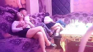 Lu face Ji - Sha Niang Li Shi high-value beauty hips long legs kneading big tits play wet body temptation