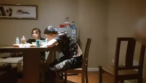 Lao Wang_The busty technician took off his underwear and started to fuck