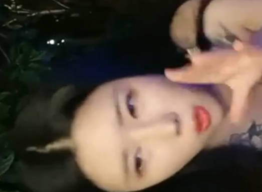 Good luck, high-quality peripheral, beautiful buttocks, extremely sexy, royal sister, open crotch stockings, twisting her buttocks, wanting to be fucked, touching her balls, deep throat, big dick, close-up, plugging her mouth, riding and pounding, ah ah