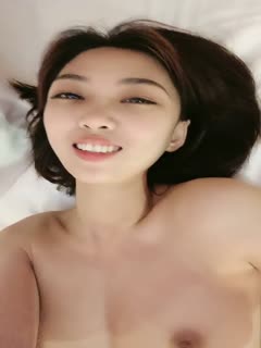 Long-haired, big-eyed, black-stockinged, model-like figure, hot dance with a pink butterfly pussy, having sex with a single man in a hotel, close-up of a pink butterfly facial cumshot, episode 04