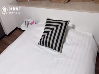 [Domestic] Tianmei Media Domestic Original AV Chinese Subtitles TMW006 Young High School Student is Actually a Hidden Slut Feature Film