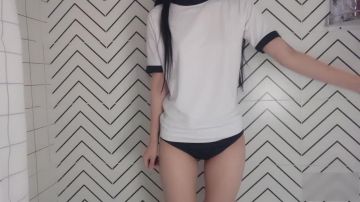 ✨Pure loli school girl✨Pure dead water girl private photo, female high school girl does not study hard, tender white tiger tender B exposed to the dads, want to be fucked by the dad