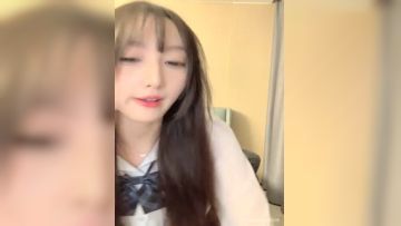 Bubble Gu_Sweet and pure voice Internet celebrity beauty anchor paid room exposed temptation