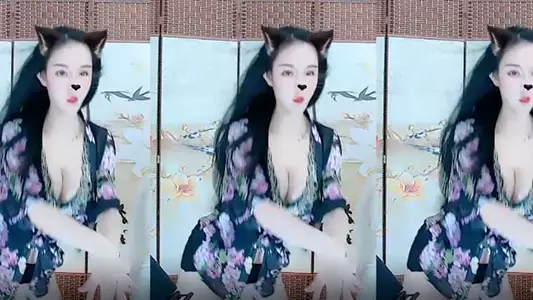 [Huya anchor] Wuyan Little Fairy boss customized a large-scale dance video for thousands of yuan 1