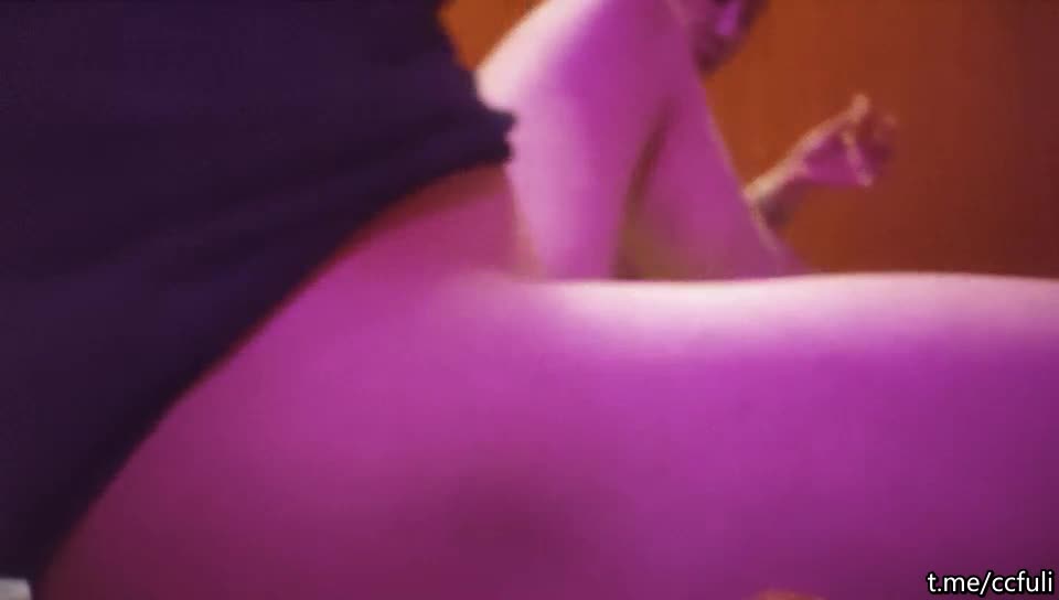 [# Little Prince of Street Exploration] At the foot bath shop, I met a top-of-the-line tart today. A pile of big milk was strong and was made to cry. His expression was close-up and fascinating.