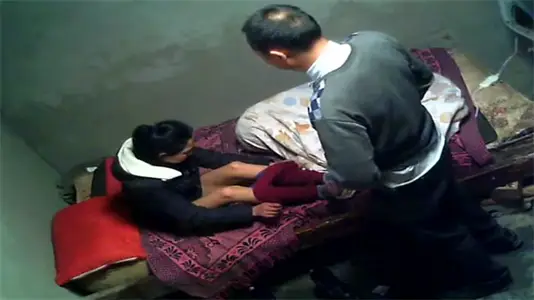 Uncle venting fire and whoring a young chicken sister