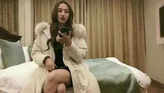 Shanghai big circle royal elder sister charming provocative! Ass long legs every frown and smile are tempting, let you wantonly play to climax!