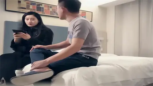 Newcomer to sea royal elder sister part-time periphery! Pour down, kiss and tear black silk, knead tits and suck nipples