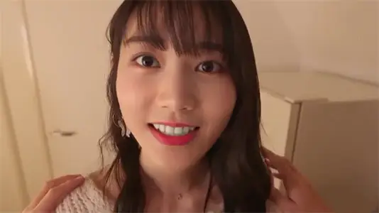 AI-Li Yitong-Girlfriend's Perspective