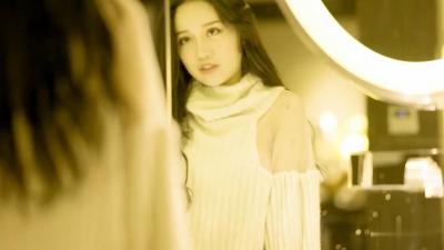 Shannon bath! Wet body seductive woman stirs your desire