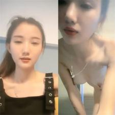 Sister live before the bath masturbation orgasm, wet body temptation to earn extra money welfare!