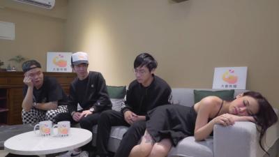 Domestic AV Elephant Media Hunting Drunken Female Battle Impotence Male